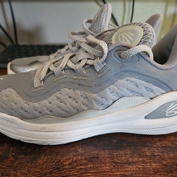 Under Armour Kids Gray Sneakers - Picture 1 of 4